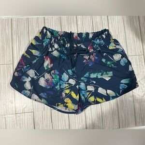 The North Face Shorts - Size small